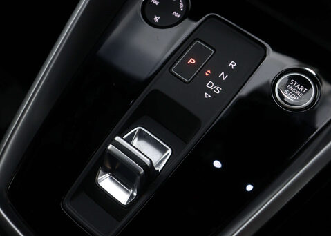 Audi A3 1.0 A3 Sportback 30 TFSI MHEV S Line Semi-Auto 5dr 33