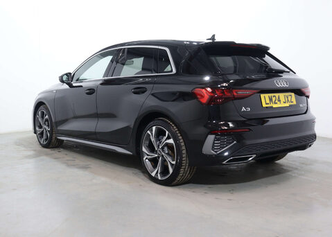 Audi A3 1.0 A3 Sportback 30 TFSI MHEV S Line Semi-Auto 5dr 9