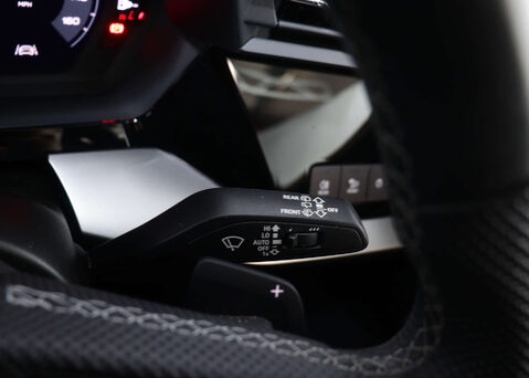 Audi A3 1.0 A3 Sportback 30 TFSI MHEV S Line Semi-Auto 5dr 38