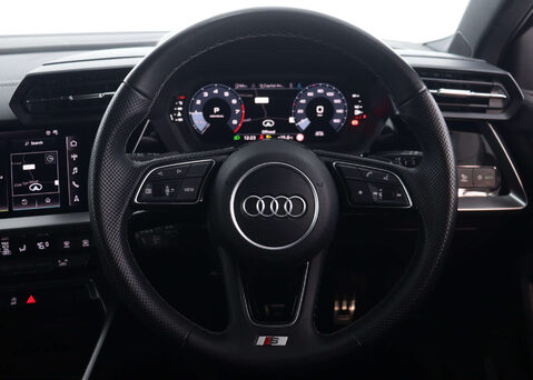 Audi A3 1.0 A3 Sportback 30 TFSI MHEV S Line Semi-Auto 5dr 18