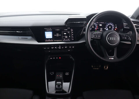 Audi A3 1.0 A3 Sportback 30 TFSI MHEV S Line Semi-Auto 5dr 19