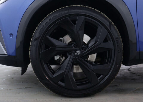 Renault Austral 1.2 Austral Techno Espirit Alpine HEV Auto 5dr 15