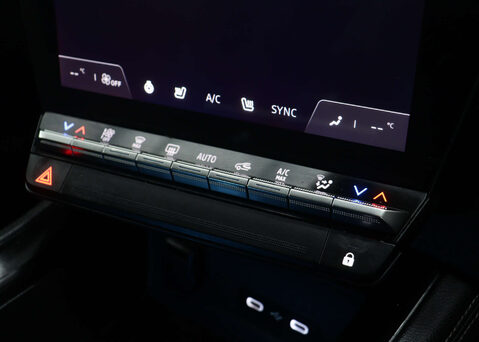 Renault Austral 1.2 Austral Techno Espirit Alpine HEV Auto 5dr 27