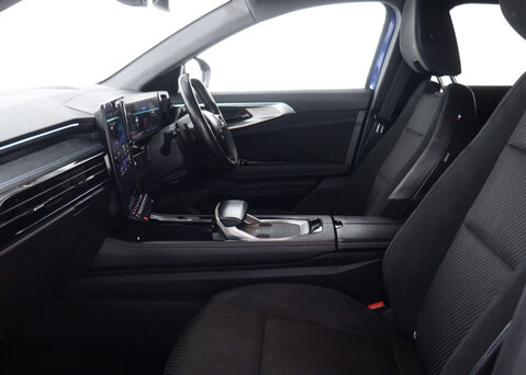 Renault Austral 1.2 Austral Techno Espirit Alpine HEV Auto 5dr 46