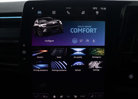 Renault Austral 1.2 Austral Techno Espirit Alpine HEV Auto 5dr 22