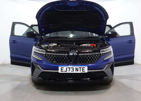 Renault Austral 1.2 Austral Techno Espirit Alpine HEV Auto 5dr 54