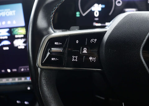 Renault Austral 1.2 Austral Techno Espirit Alpine HEV Auto 5dr 28