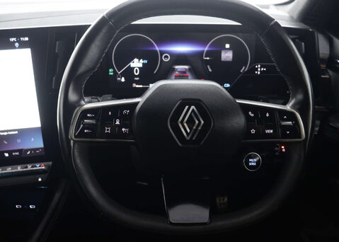 Renault Austral 1.2 Austral Techno Espirit Alpine HEV Auto 5dr 18