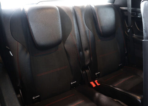 Mercedes-Benz GLB 1.3 GLB 200 AMG Line Auto 5dr 48