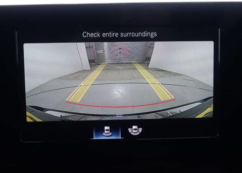 Mercedes-Benz GLB 1.3 GLB 200 AMG Line Auto 5dr 27