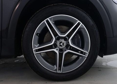 Mercedes-Benz GLB 1.3 GLB 200 AMG Line Auto 5dr 14