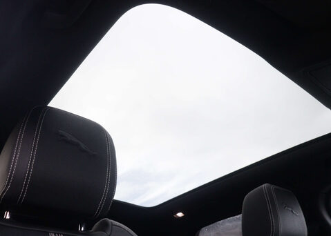 Jaguar F-Pace 2.0 F-PACE R-Dynamic S D MHEV AWD Auto 4WD 5dr 47