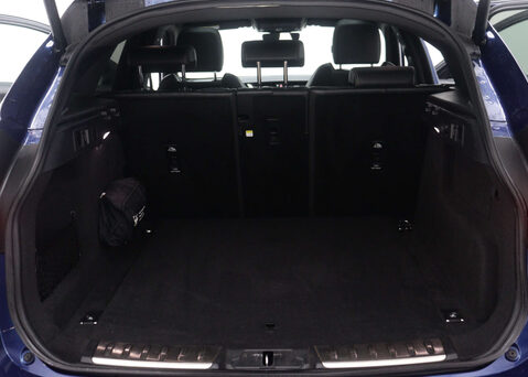 Jaguar F-Pace 2.0 F-PACE R-Dynamic S D MHEV AWD Auto 4WD 5dr 51