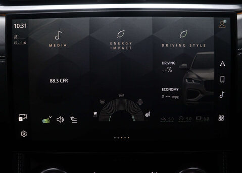 Jaguar F-Pace 2.0 F-PACE R-Dynamic S D MHEV AWD Auto 4WD 5dr 30