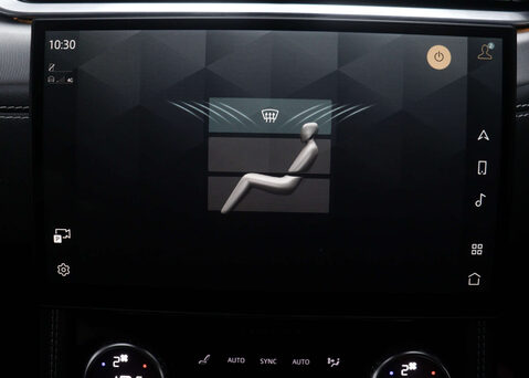 Jaguar F-Pace 2.0 F-PACE R-Dynamic S D MHEV AWD Auto 4WD 5dr 25