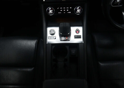 Jaguar F-Pace 2.0 F-PACE R-Dynamic S D MHEV AWD Auto 4WD 5dr 20