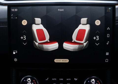 Jaguar F-Pace 2.0 F-PACE R-Dynamic S D MHEV AWD Auto 4WD 5dr 26