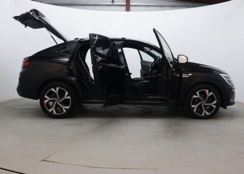 Renault Arkana 1.6 Arkana RS Line E-Tech HEV Auto 5dr 57