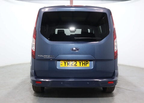 Ford Tourneo Connect 1.5 Tourneo Connect Grand Titanium TDCi Auto 5dr 10