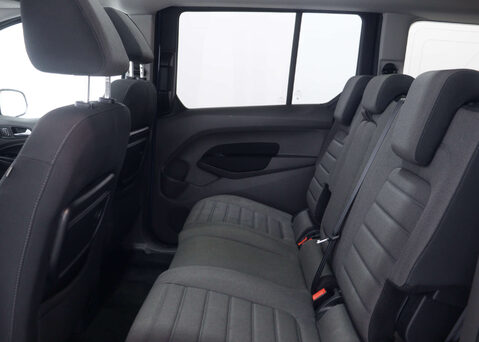 Ford Tourneo Connect 1.5 Tourneo Connect Grand Titanium TDCi Auto 5dr 44