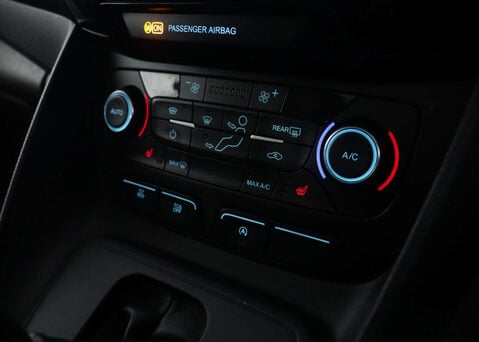 Ford Tourneo Connect 1.5 Tourneo Connect Grand Titanium TDCi Auto 5dr 24