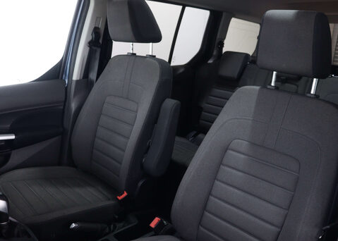 Ford Tourneo Connect 1.5 Tourneo Connect Grand Titanium TDCi Auto 5dr 40