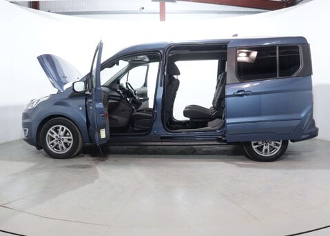 Ford Tourneo Connect 1.5 Tourneo Connect Grand Titanium TDCi Auto 5dr 53
