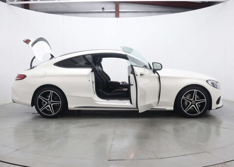 Mercedes-Benz C Class 2.1 C 220 AMG Line D Auto 2dr 64