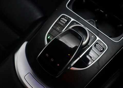 Mercedes-Benz C Class 2.1 C 220 AMG Line D Auto 2dr 48