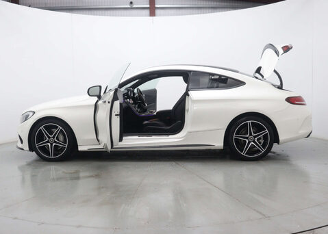 Mercedes-Benz C Class 2.1 C 220 AMG Line D Auto 2dr 60