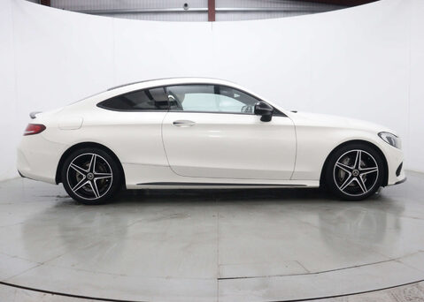 Mercedes-Benz C Class 2.1 C 220 AMG Line D Auto 2dr 11