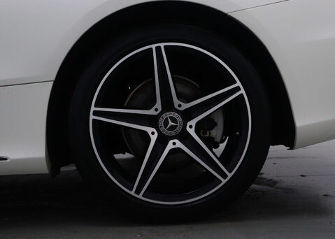 Mercedes-Benz C Class 2.1 C 220 AMG Line D Auto 2dr 15