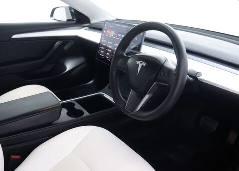 Tesla Model 3 Model 3 Long Range AWD 4WD 4dr 30