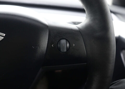 Tesla Model 3 Model 3 Long Range AWD 4WD 4dr 26