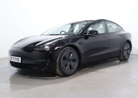 Tesla Model 3 Model 3 Long Range AWD 4WD 4dr 7