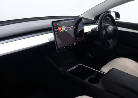 Tesla Model 3 Model 3 Long Range AWD 4WD 4dr 34