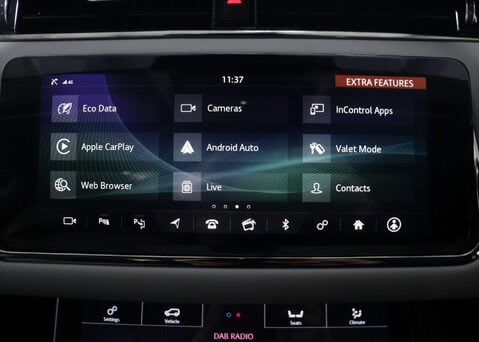 Land Rover Range Rover Evoque 2.0 Range Rover Evoque R-Dynamic SE Auto 4WD 5dr 28