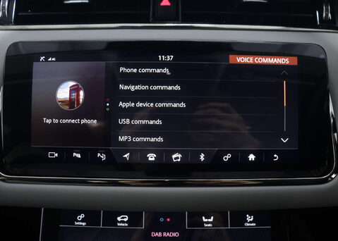 Land Rover Range Rover Evoque 2.0 Range Rover Evoque R-Dynamic SE Auto 4WD 5dr 24