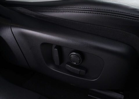 Land Rover Range Rover Evoque 2.0 Range Rover Evoque R-Dynamic SE Auto 4WD 5dr 43