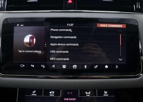 Land Rover Range Rover Evoque 2.0 Range Rover Evoque R-Dynamic SE Auto 4WD 5dr 28