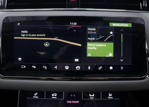 Land Rover Range Rover Evoque 2.0 Range Rover Evoque R-Dynamic SE Auto 4WD 5dr 25