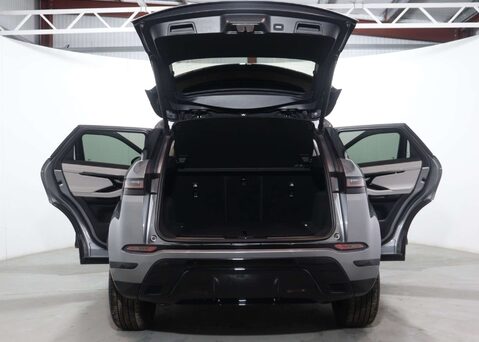 Land Rover Range Rover Evoque 2.0 Range Rover Evoque R-Dynamic SE Auto 4WD 5dr 67