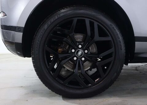 Land Rover Range Rover Evoque 2.0 Range Rover Evoque R-Dynamic SE Auto 4WD 5dr 17