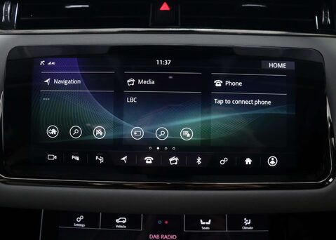 Land Rover Range Rover Evoque 2.0 Range Rover Evoque R-Dynamic SE Auto 4WD 5dr 34