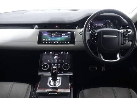 Land Rover Range Rover Evoque 2.0 Range Rover Evoque R-Dynamic SE Auto 4WD 5dr 19