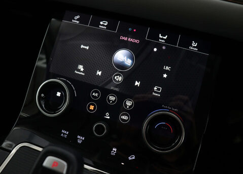 Land Rover Range Rover Evoque 2.0 Range Rover Evoque R-Dynamic SE Auto 4WD 5dr 31