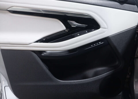 Land Rover Range Rover Evoque 2.0 Range Rover Evoque R-Dynamic SE Auto 4WD 5dr 51