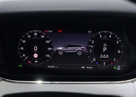 Land Rover Range Rover Evoque 2.0 Range Rover Evoque R-Dynamic SE Auto 4WD 5dr 17