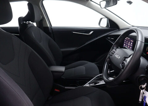 Kia Niro 1.6 Niro 2 HEV Semi-Auto 5dr 40