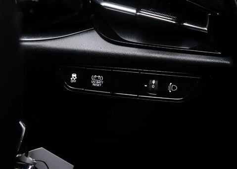 Kia Niro 1.6 Niro 2 HEV Semi-Auto 5dr 37